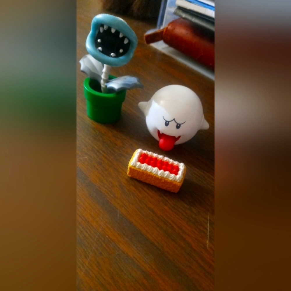 Pokémon Collectible Set #2- Green Piranha Plant, White Boo Ghost & Red Cake